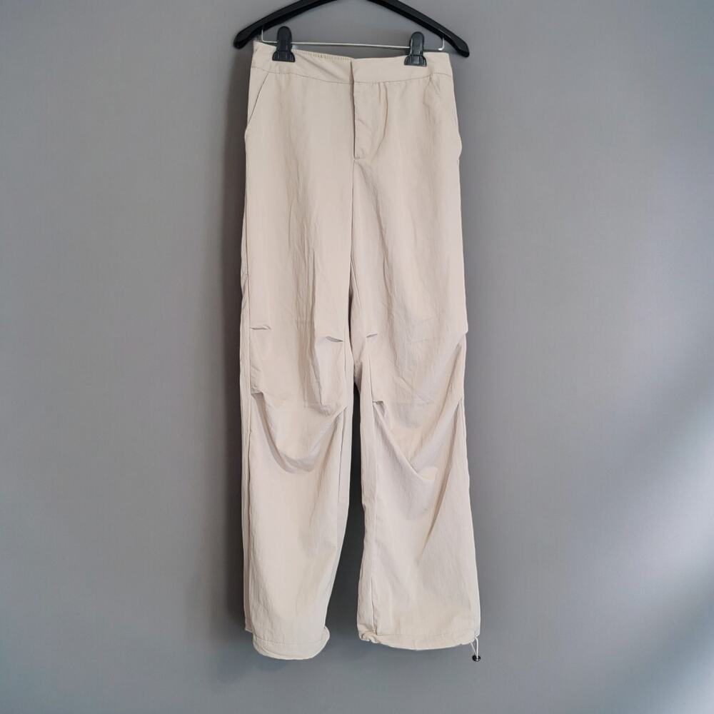A New Day High Rise Straight Leg Relaxed Fit Parachute Tan Pants Size 4